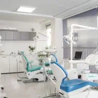 منشی دندانپزشکی