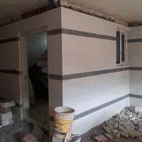 کارگر ساده برای کاشی کاری