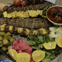 همکار قلیان زن کافه رستوران عمارت شمرون