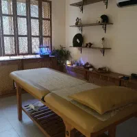 ماساژ تراپیست بانوان هستم