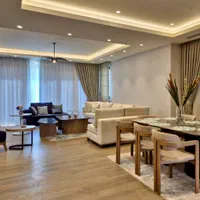 ۱۵۰ متر آپارتمان(استخر،سونا،فعال)دارای تراس بزرگ