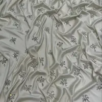 نگین کاری و سنگ کاری کار دست
