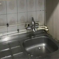 سینک دست دوم و شیر اب