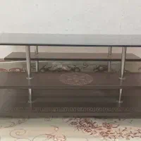 میز۴طبقه ولی طبقه وسطش پله ای،میشه گفت ۴طبقه|مبلمان خانگی و میز عسلی|قم, دورشهر|دیوار