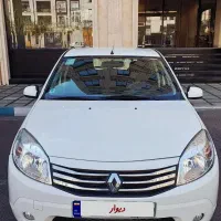 ساندرو اتومات مدل ۱۳۹۷ بدون رنگ بسیار سالم شخصی