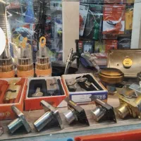 بورس انواع قفل کتابی،آویز،حیاطی،فرمان ابزار فدائی|ابزارآلات|مشهد, هفده شهریور|دیوار