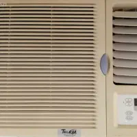 فریزر|کولر گازی و فن‌کوئل|چمستان, |دیوار