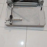 کاتر گیوتین کاغذ A3 و کتاب