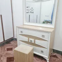 میز آرایشی|مبلمان خانگی و میز عسلی|خرمشهر, |دیوار