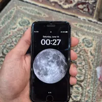 اپل iPhone 8 با حافظهٔ ۲۵۶ گیگابایت تمیز