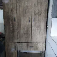 کمدلباس و میز جلو مبلی با دو عسلی