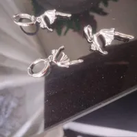 گوشواره وپلاک