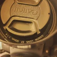 دوربین کانن 850d به همراه لنز پورتره 50 f1.4|دوربین عکاسی و فیلمبرداری|تهران, ونک|دیوار