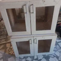 ویترین شیشه ای