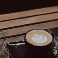 کار در کافه