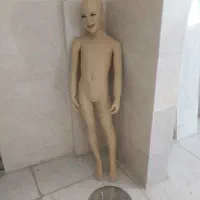 مانکن خانم و کودک