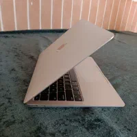 MacBook ari 2020  رم ۸گیگ  حافظه ۵۱۲ ssd نسبتاعجله|رایانه همراه|مشهد, جاهد شهر|دیوار