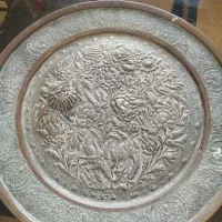سینی دیوارکوب مسی عتیقه گل برجسته بسیار قدیمی
