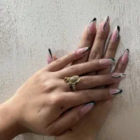 کاشت ناخن تخفیف ویژه فقط.۳۵۰