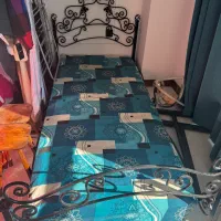 تخت و تشک‌تک ‌نفره