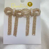 گوشواره پاپیون|بدلیجات|شیراز, لاله|دیوار