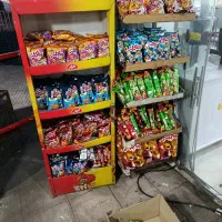 ۲ نفر نیروی متعهد به کار سوپر مارکت با بیمه|استخدام خدمات فروشگاه و رستوران|شیراز, باجگاه|دیوار