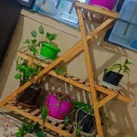 پایه گلدان و بوفه