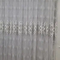 پرده پلیسه و یک کناره قهوه ایی اشانتیون