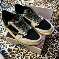 کتونی نایک ترویس|کیف، کفش، کمربند|ورامین, ورامین|دیوار