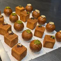 فروشنده قنادی