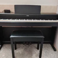 پیانو YDP 164 B