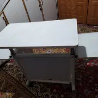 سلام میز کامپیوتر  می شود چرخ خیاطی هم گذاشت رویش