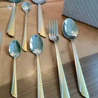 سرویس قاشق چنگال ۲۴ نفره دورنگ(طلایی و نقره ای)|ظروف سرو و پذیرایی|تهران, جنت‌آباد جنوبی|دیوار
