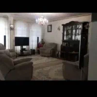 ۸۶ متر/دهقان ویلا اول/پارکینگ سندی/رو به حیاط