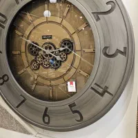 ساعت دیواری چوبی چرخدنده 110 سانتی