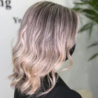 دستیار رنگ و لایت