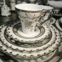 سرویس چینی باکارتن آنتیک غذاخوری  شیک۱۲نفره جهیزیه