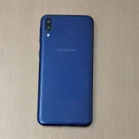 سامسونگ Galaxy M20 با حافظهٔ ۶۴ گیگابایت