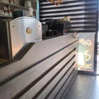 به‌دنبال جذب باریستای باتجربه و خوش‌برخورد هستیم