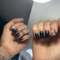 کلاینت ناخن کاشت و ترمیم ناخن ۲۰۰