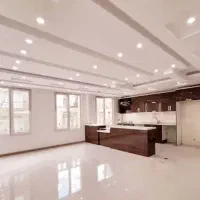 ۷۰ متر واحد جلو/ باپارکینگ و آسانسور/قیمت استثنائی