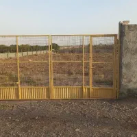 ۲۵۰۰ زمین باغی با۱۰ ساعت آب قنات ساروق مشکات کاشان