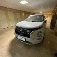 میتسوبیشی اوتلندر H لاین ۲ دیفرانسیل