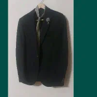 کت و جلیقه و پیرهن و کروات