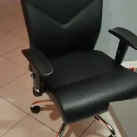 میز و صندلی اداری