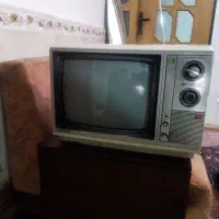 تلویزیون قدیمی سالم