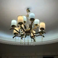 لوستر ۱۲ لامپه درحد نو