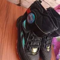 نیم بوت وارداتی سایز۳۳ تا ۳۵
