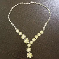 طلا، گردنبند سرویس در حد نو