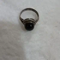 انگشتر دست دلبر قدیمی|کلکسیون اشیاء عتیقه|فلاورجان, |دیوار